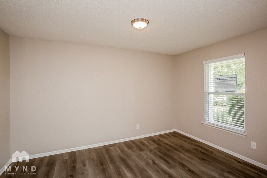 Building Photo - 12305 Bearsdale Dr