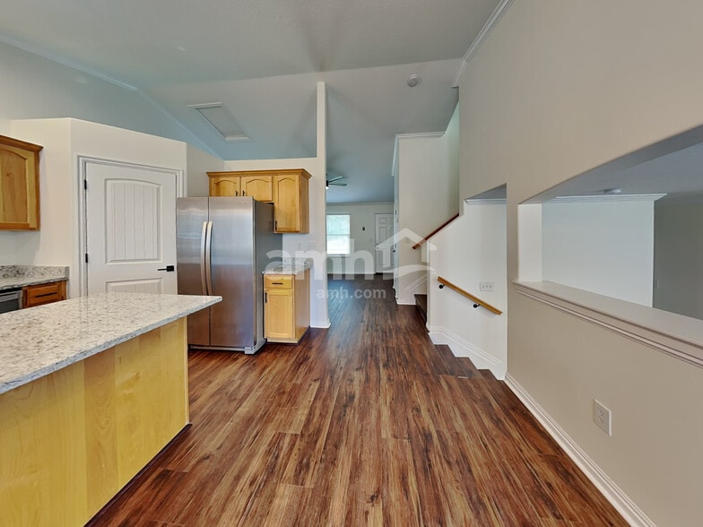 Building Photo - 4802 Addison Ave