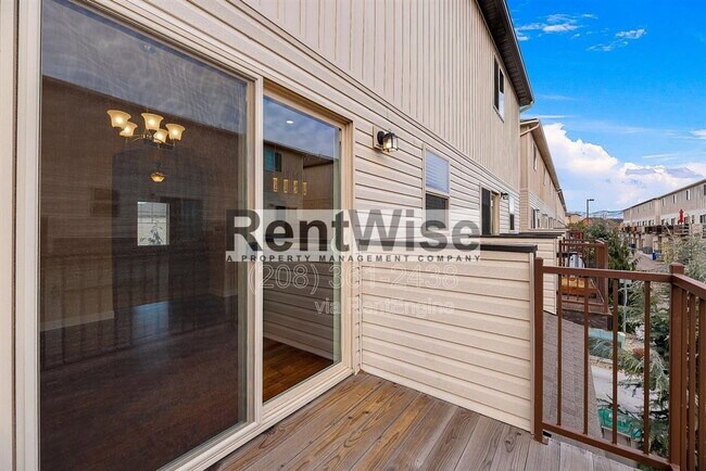 Building Photo - 8732 W Pine Valley Ln