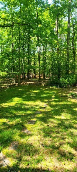 Building Photo - 412 Pagebrook Dr