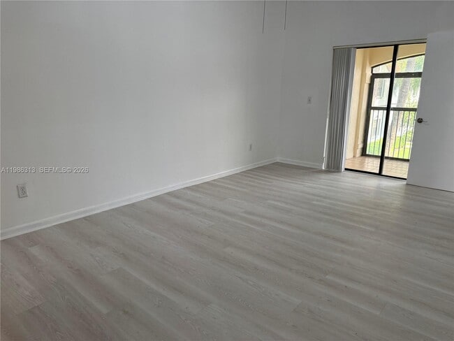 Building Photo - 502 SW 158th Terrace