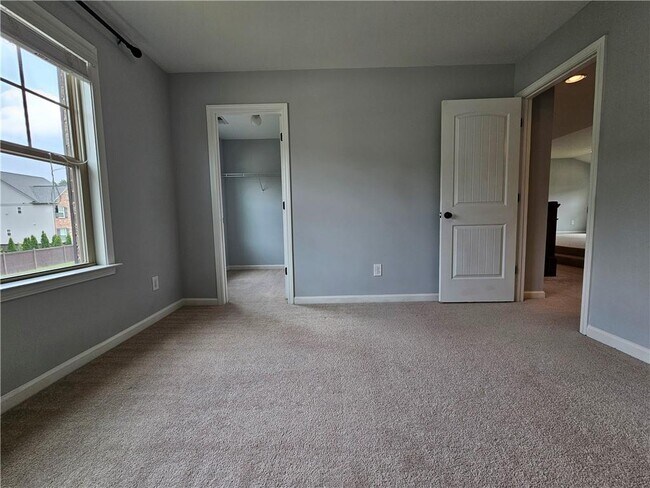 Building Photo - 3218 Leyden Ct