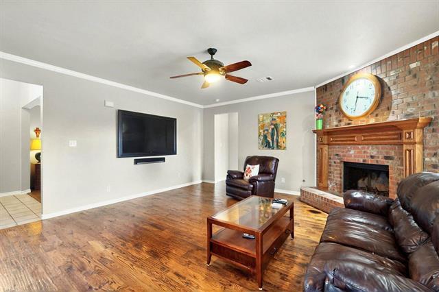Building Photo - 1236 Blue Brook Dr