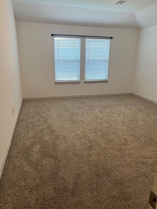 Building Photo - 14416 Gravity Falls Ln