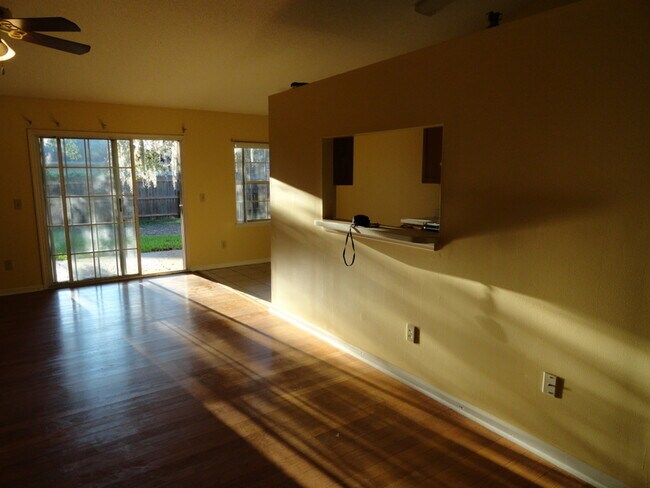 Building Photo - 4524 Crystal Brook Way