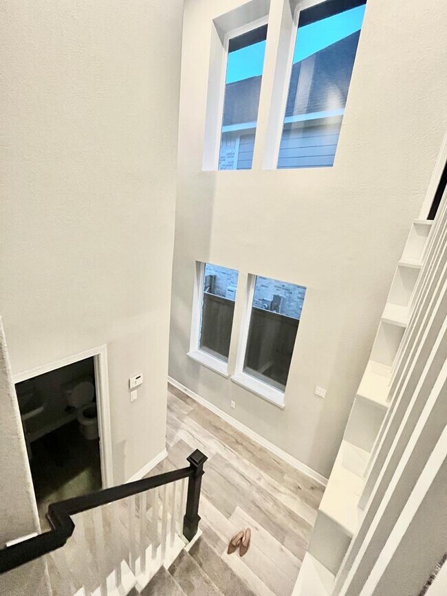 Building Photo - 6650 Jasper Valley Cir