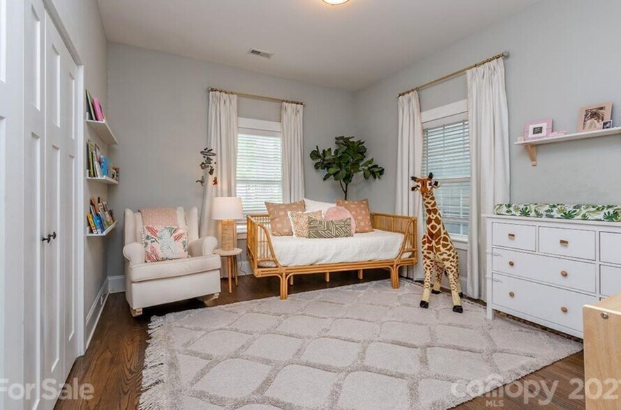 Building Photo - 1832 Pegram St