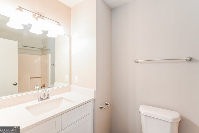 Building Photo - 5767 Riverside Dr