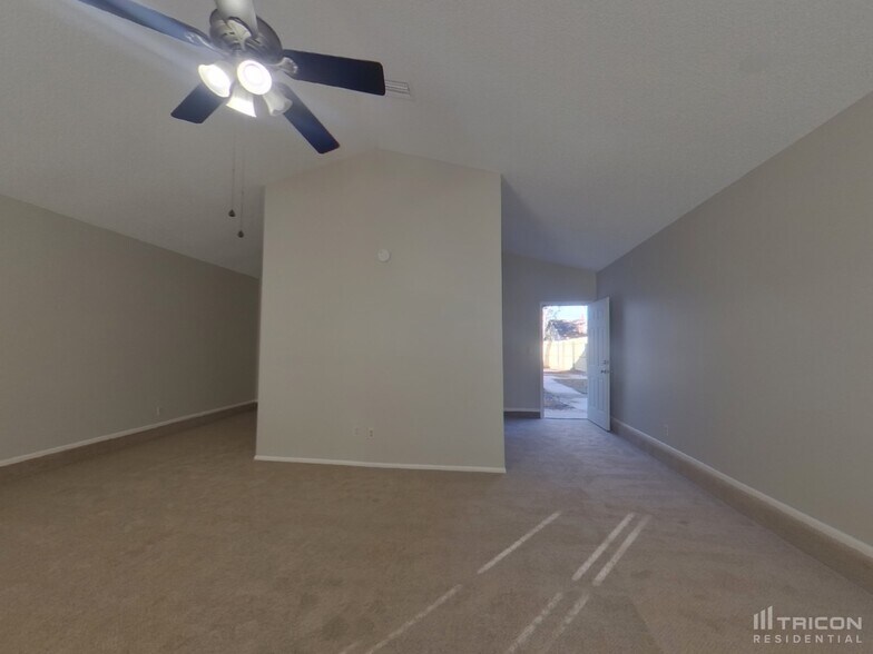 Building Photo - 191 Summerset Dr