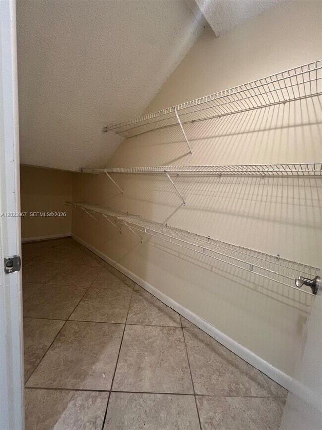 Building Photo - 16373 Malibu Dr