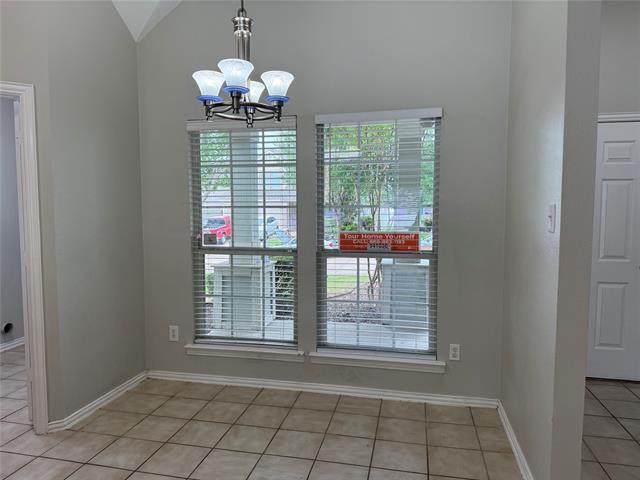 Building Photo - 413 Hilltop Dr