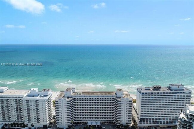 Building Photo - 5555 Collins Ave