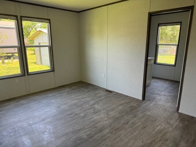 Building Photo - 21071 Pinetex St