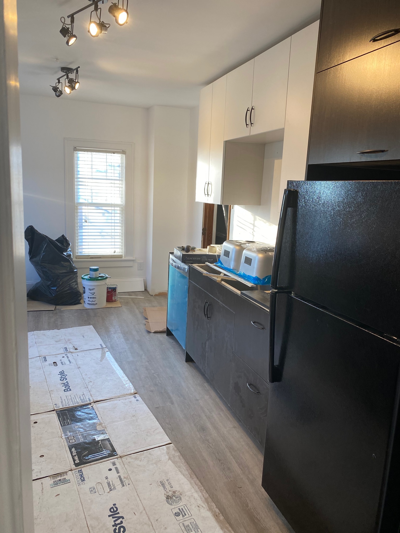 Stainless steel fridge on the way - 618 Adams Street NE