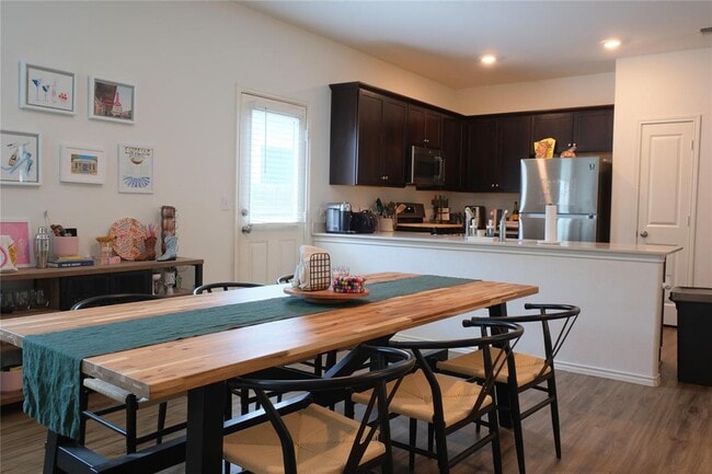 Building Photo - 3424 Lodgepole Dr