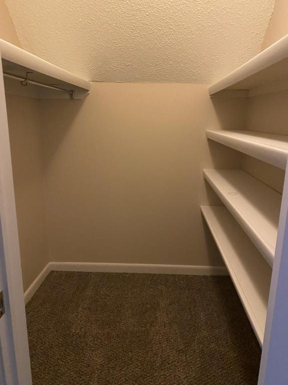 Building Photo - 6932 S Knoxville Ave