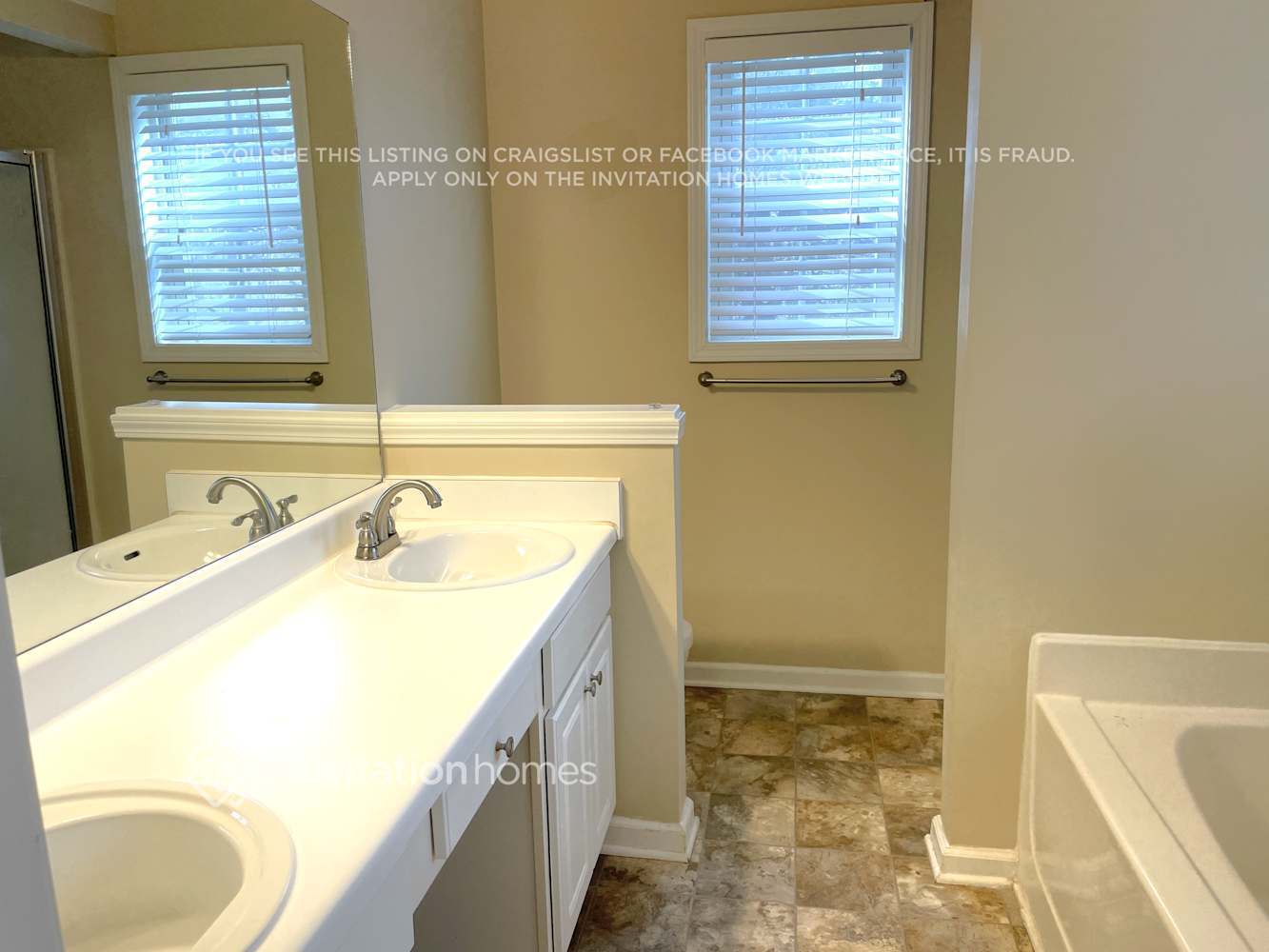 Building Photo - 1607 Eagle Dr