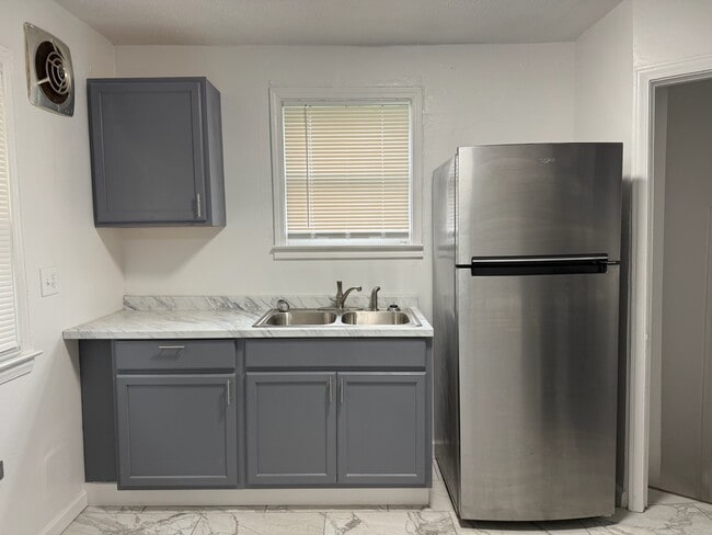 Building Photo - 19162 Conley St