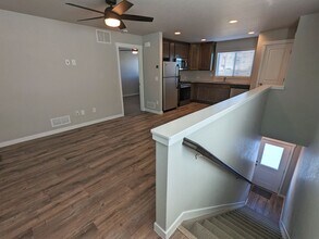 Building Photo - One Bedroom One Bathroom Second Story Unit