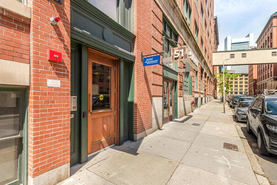 Building Photo - 63 Melcher St