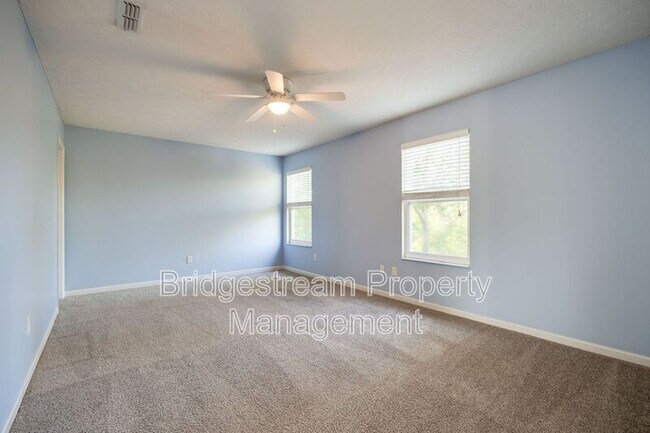 Building Photo - 1875 Prairie Clover Dr