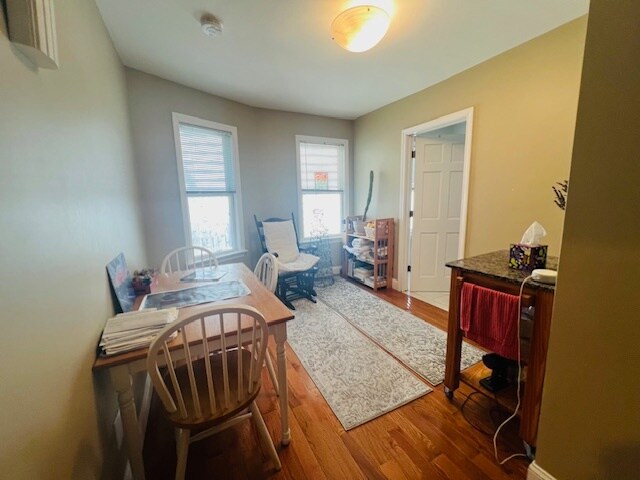 Building Photo - 7 Rice St