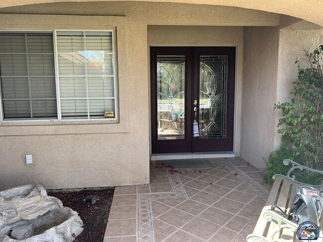 Building Photo - 587 Wild Rose Ln