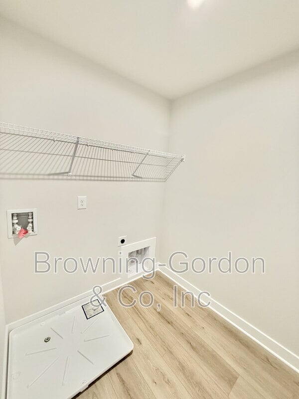 Building Photo - 813 Rivergate Pkwy