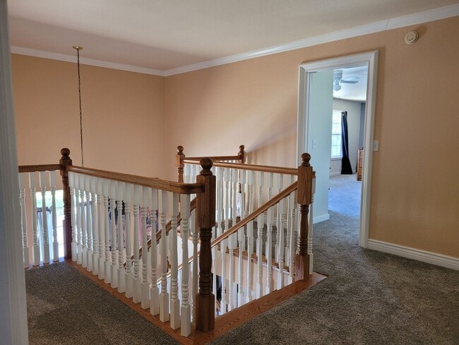 Building Photo - Beautiful 4BR/3Ba Home in Susanville CA  3420 Sq Feet