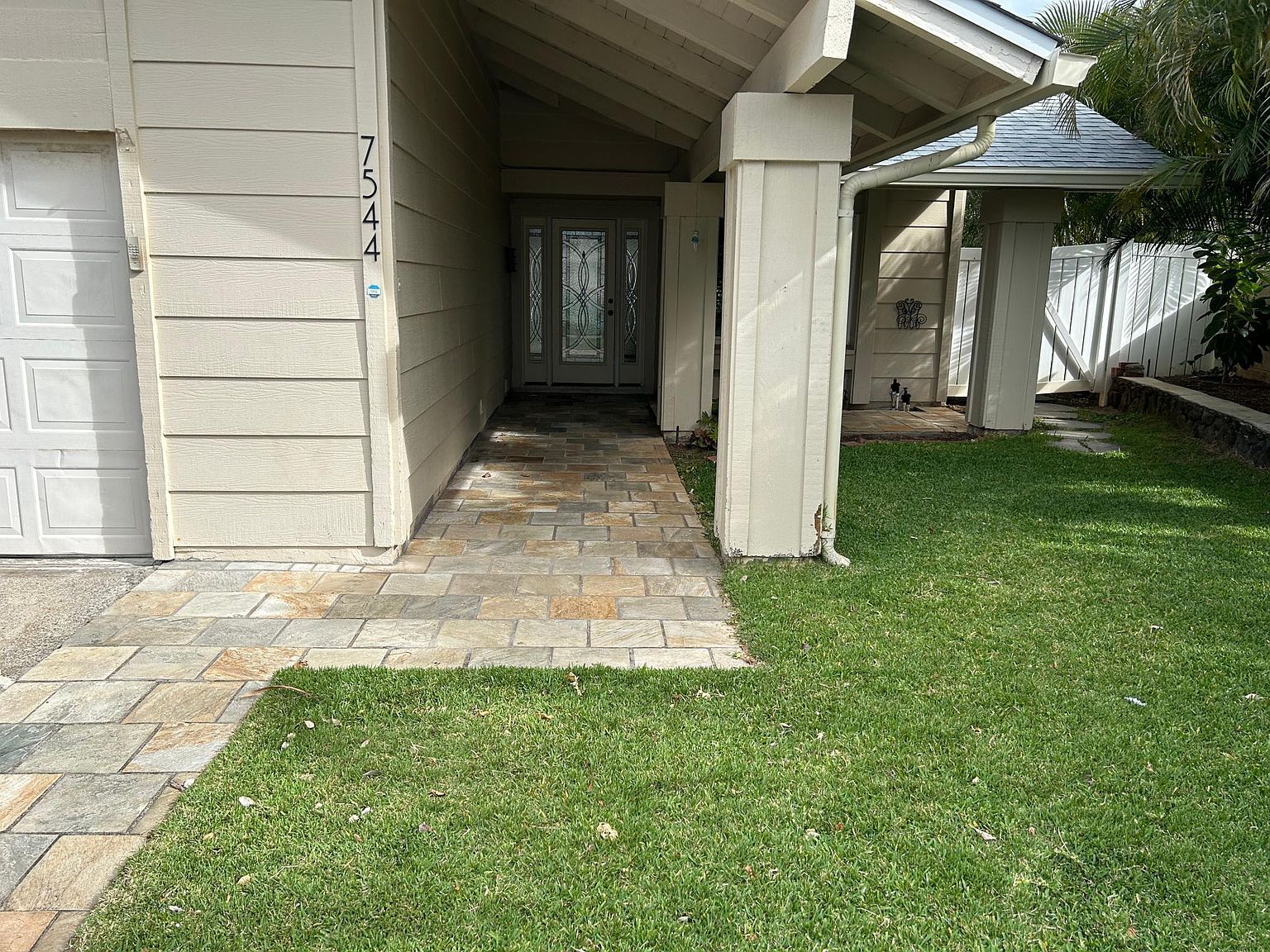 Building Photo - 7544 Muolea Pl