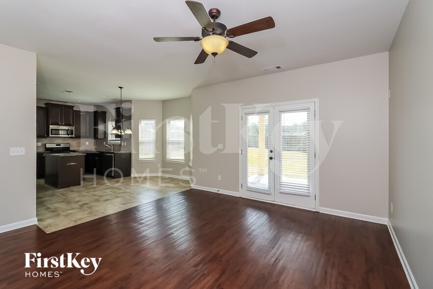 Building Photo - 919 Sublime Trail