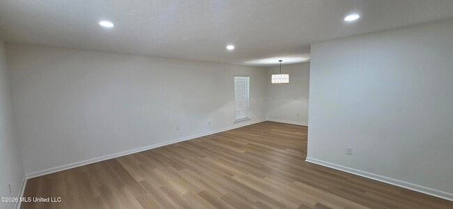 Building Photo - 1125 Manship St