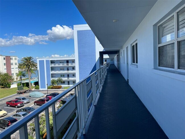 Building Photo - 5555 Gulf Blvd
