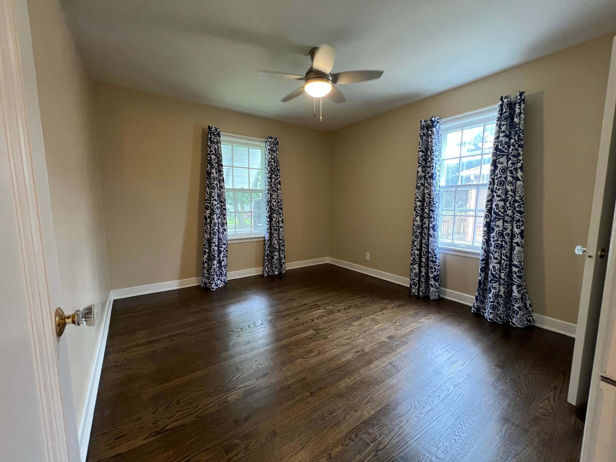 MASTER BEDROOM - 7717 29th Ave
