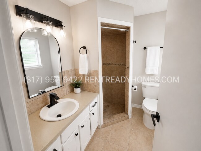 Building Photo - 736 Cheltenham Dr
