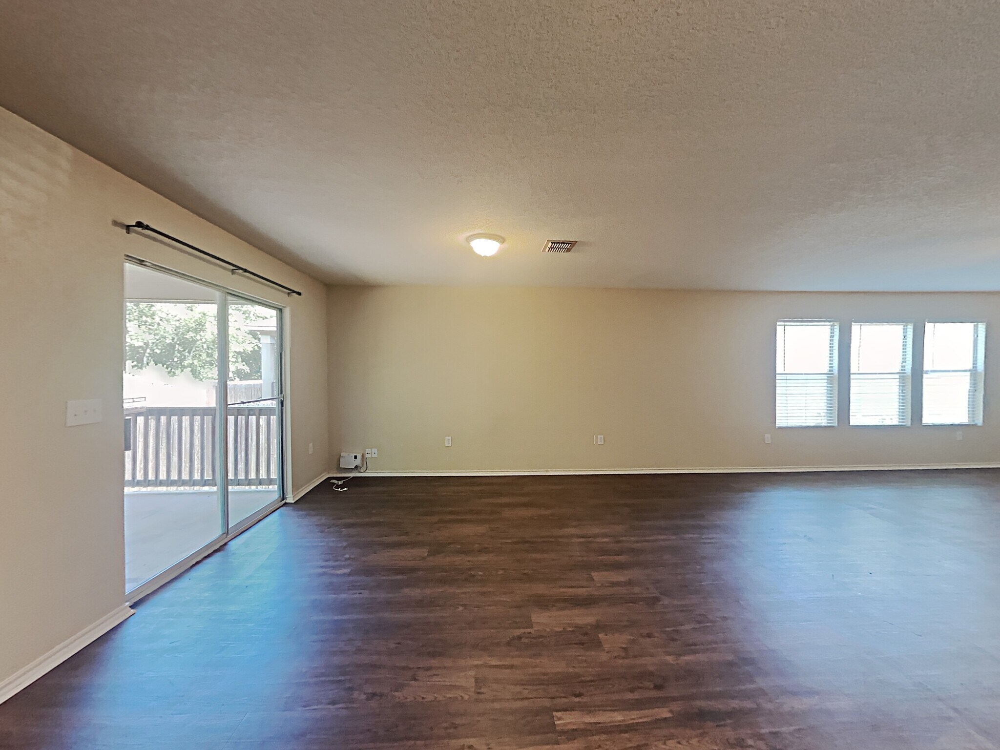 Building Photo - 7215 Geranium Path