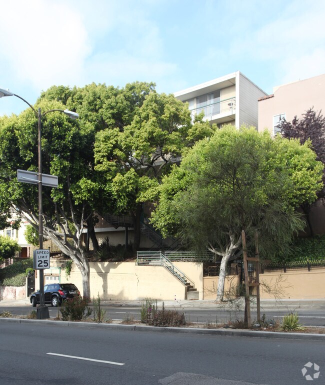 Building Photo - 940 Guerrero St