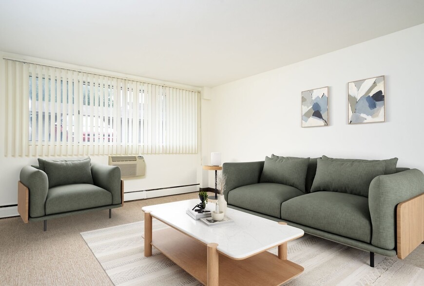 Building Photo - 1776 St. Clair Ave