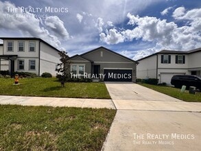 Building Photo - 1403 Sterling Pointe Dr