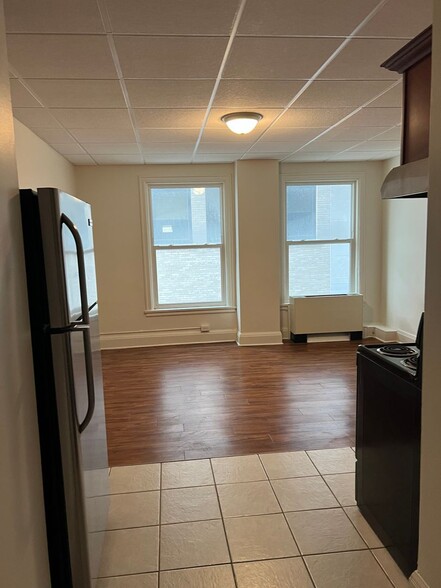 Interior Photo - 111 On East