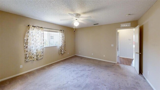 Building Photo - 9771 SW 97th Ln