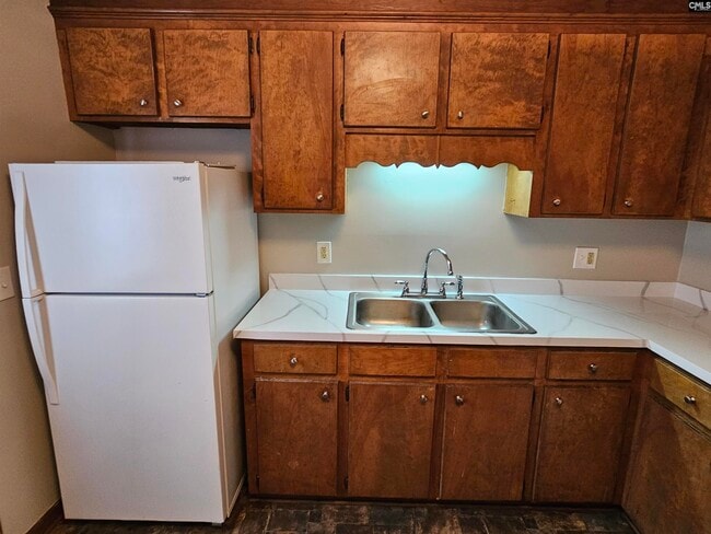 Building Photo - 3904 Persimmon St