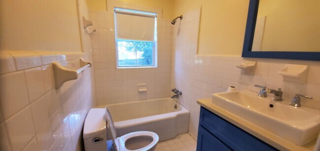 Building Photo - BH-NCH2019