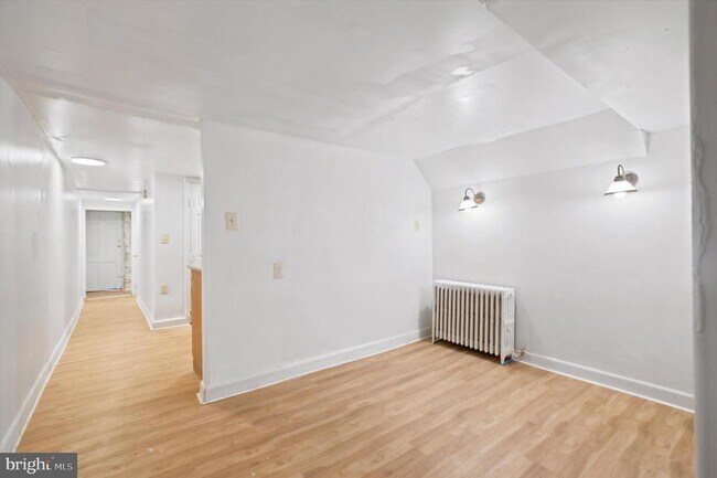 Building Photo - 3146 Remington Ave