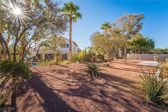 Building Photo - 5516 Honey Mesquite Ln