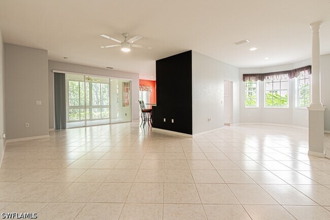 Building Photo - 2215 Hawksridge Dr