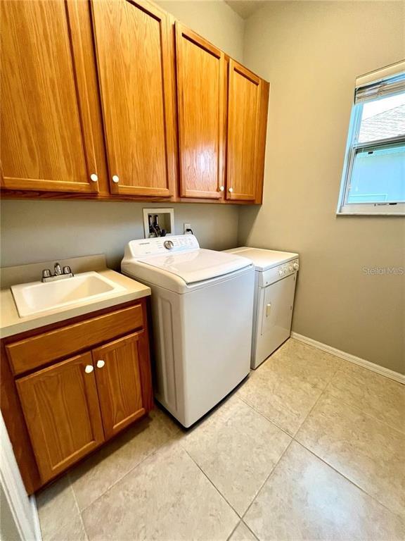 Building Photo - 5634 Belle Terre Dr