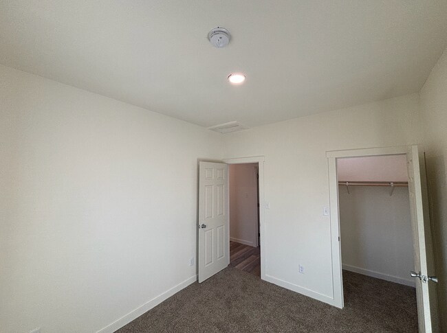 Bedroom with Walk-In Closet - 1301 S 5th St
