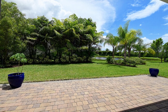 Building Photo - 9748 Celtic Sea Ln