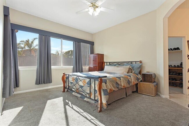 Building Photo - 3260 Mount Tamalpais Dr